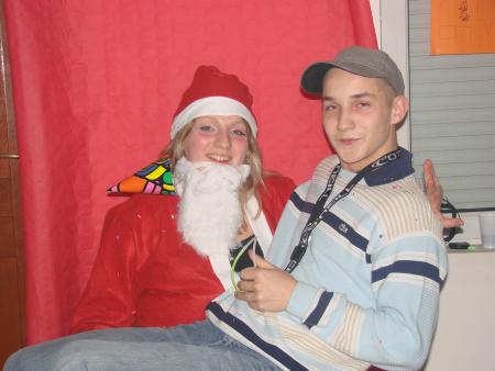 Carl sur les genoux du pere nel ... 